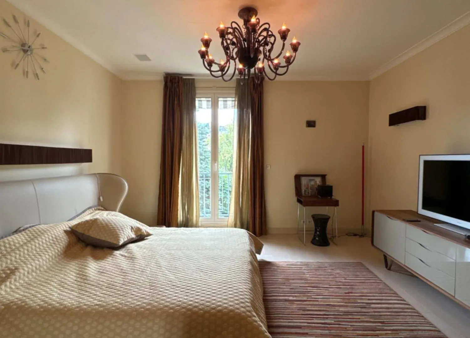 Av Foch Luxury Paris